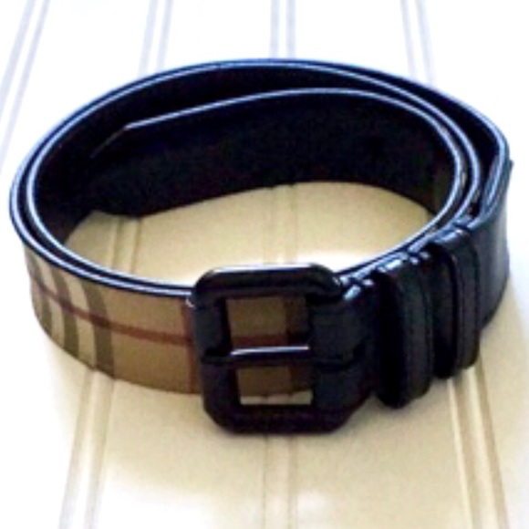 Burberry Haymarket Check Belt With Black hardware - Picture 1 of 6